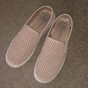 Foamy slip on shoes
